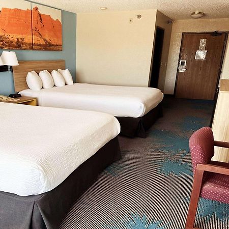 Days Inn By Wyndham Ozark Springfield Buitenkant foto